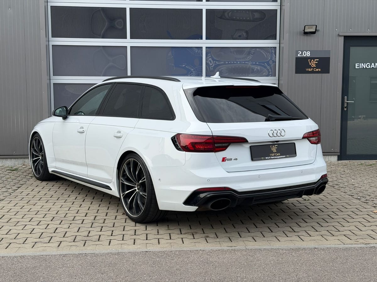 Audi RS4 Avant 2.9 TFSIquattro|NonOPF|280|RSAbgas|B&O foto 10