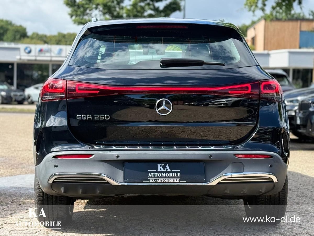 Mercedes-Benz EQA 250 AMG Line Navi/Distronic/Klima/LED/BC/eFH foto 5