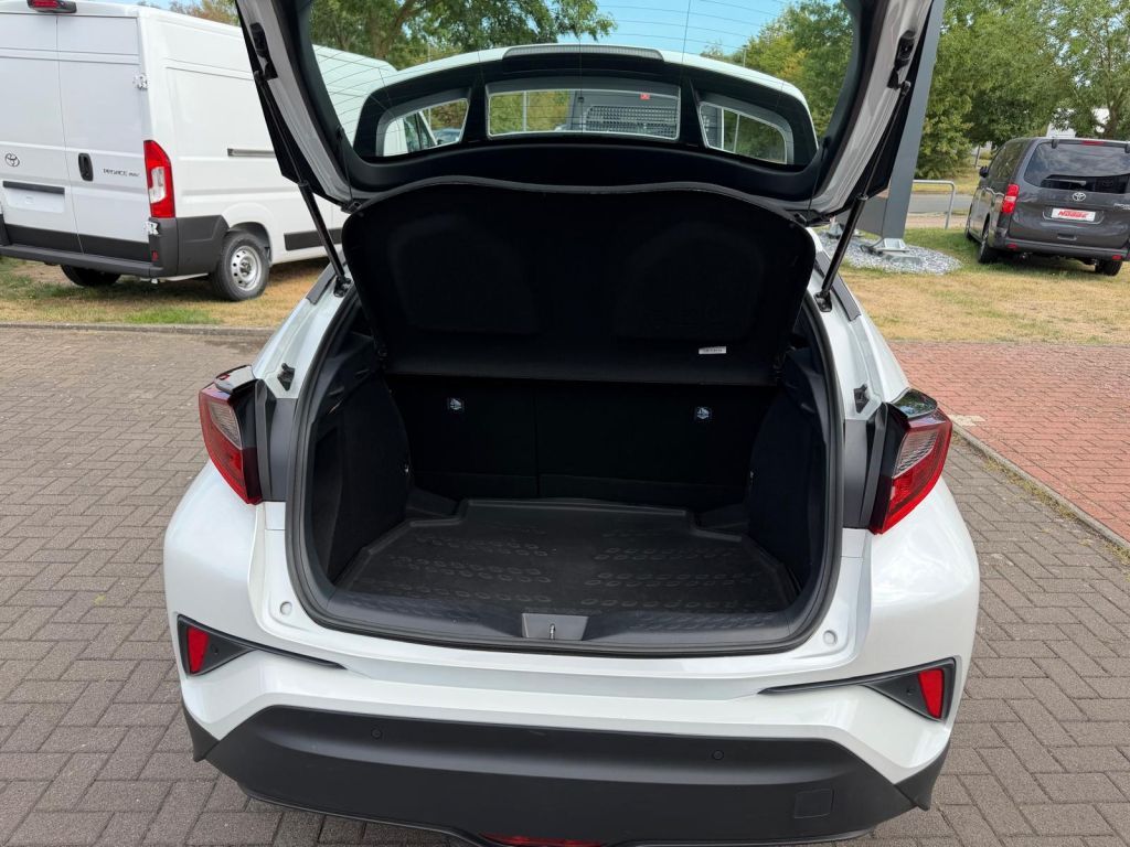 Toyota C-HR Hybrid Flow foto 13