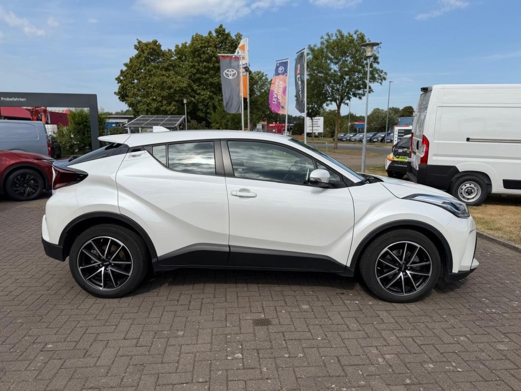 Toyota C-HR Hybrid Flow foto 6