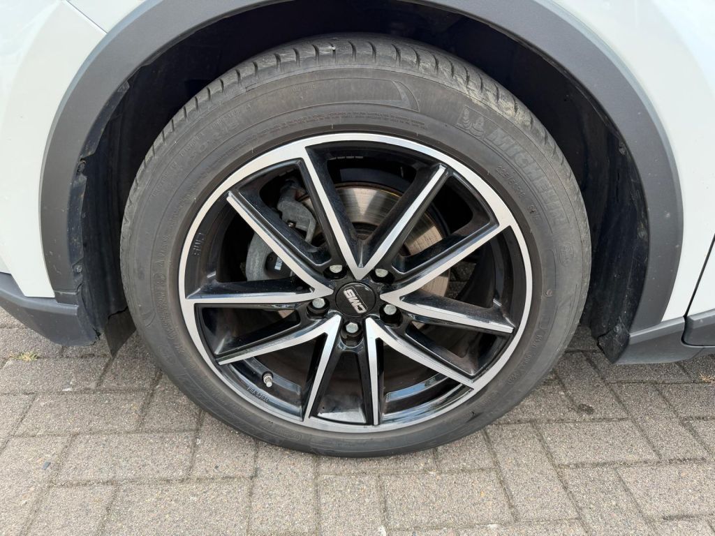 Toyota C-HR Hybrid Flow foto 9
