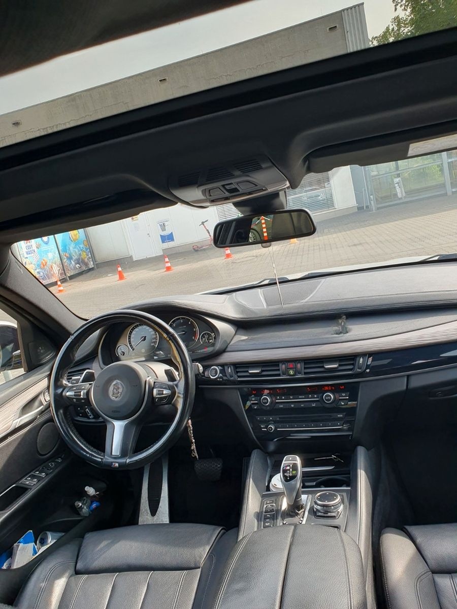 BMW X6  M50d - 1 Vorbesitzer  foto 14