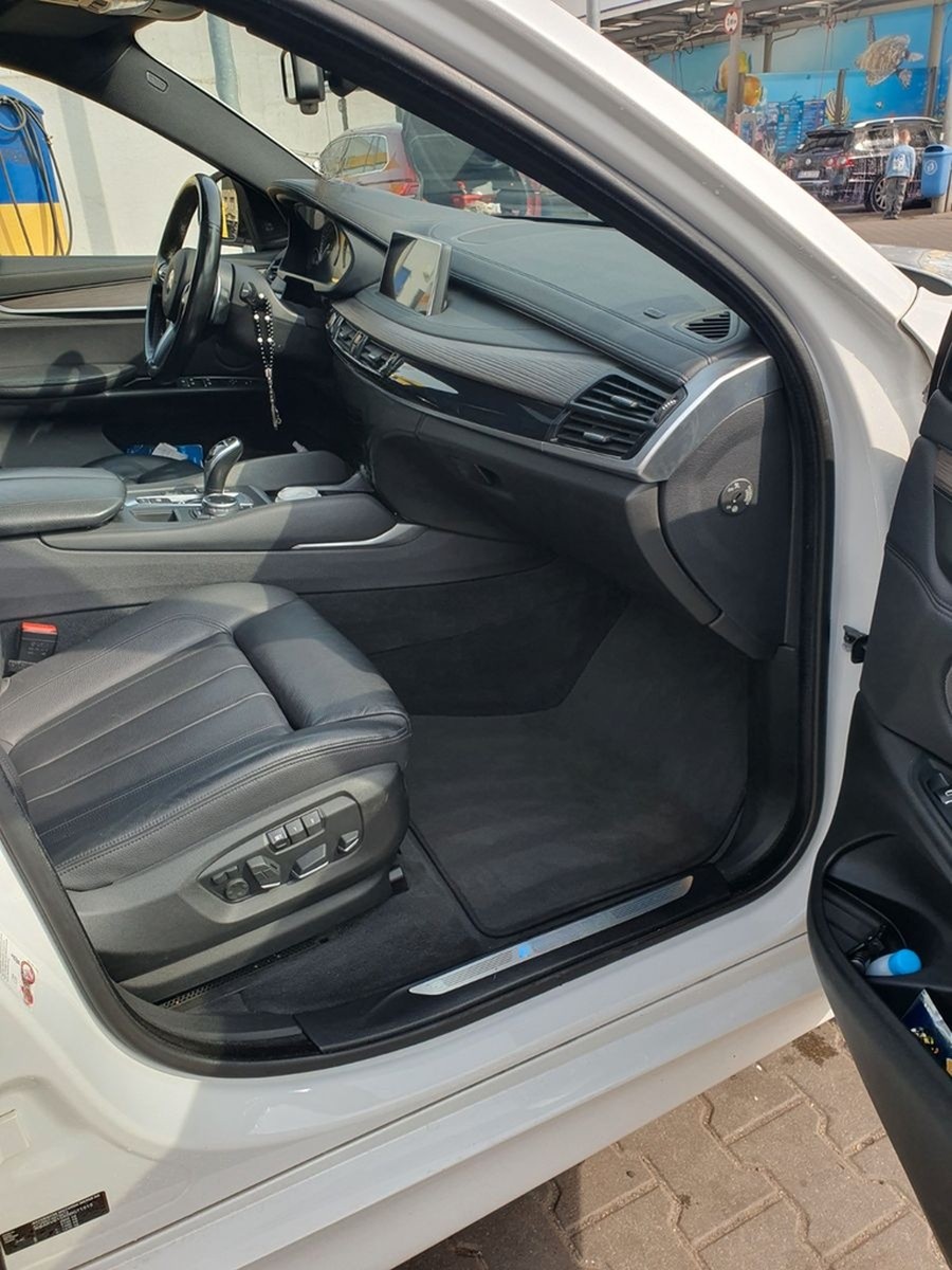 BMW X6  M50d - 1 Vorbesitzer  foto 9