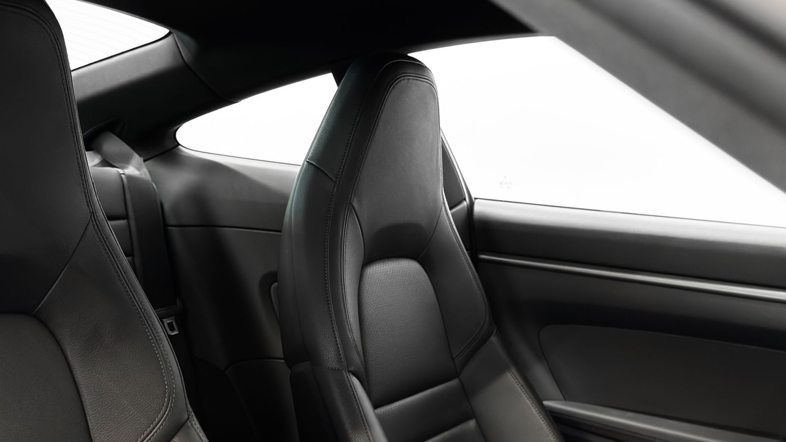 Porsche 992 Carrera PDK Kamera 90 Liter Sportsitz foto 18