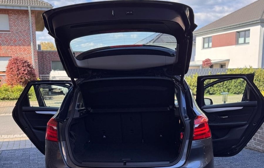BMW 220 Active Tourer 220i Steptronic DCT Advant... foto 13