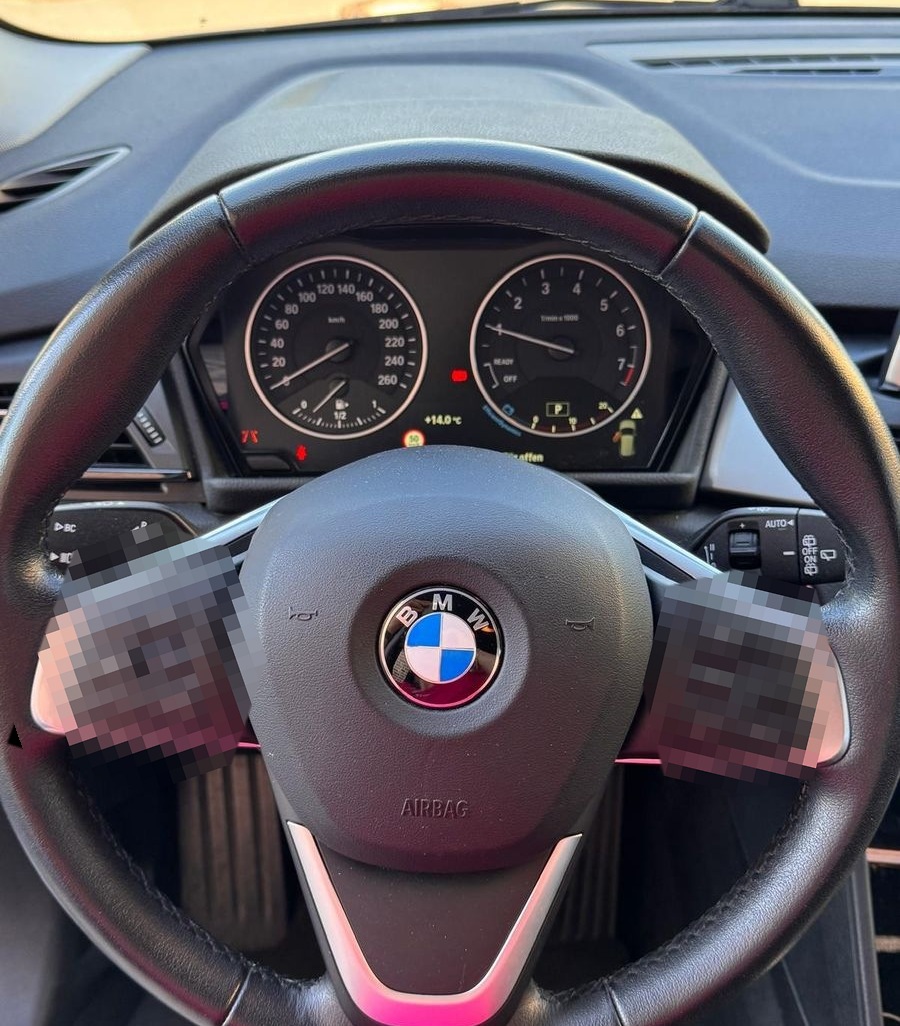 BMW 220 Active Tourer 220i Steptronic DCT Advant... foto 3