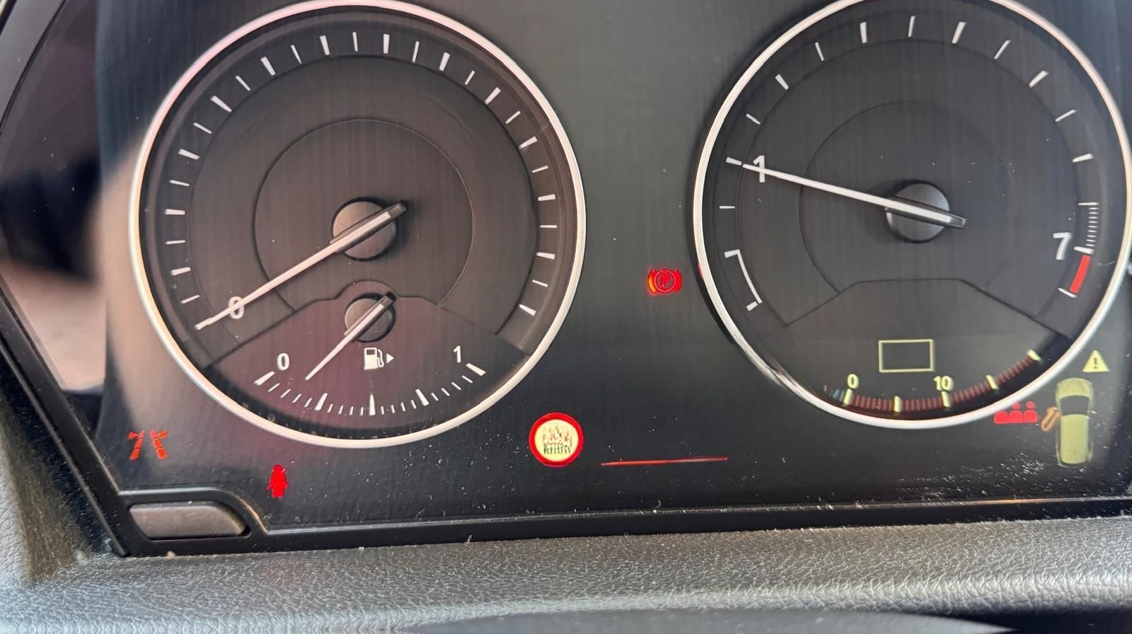 BMW 220 Active Tourer 220i Steptronic DCT Advant... foto 4