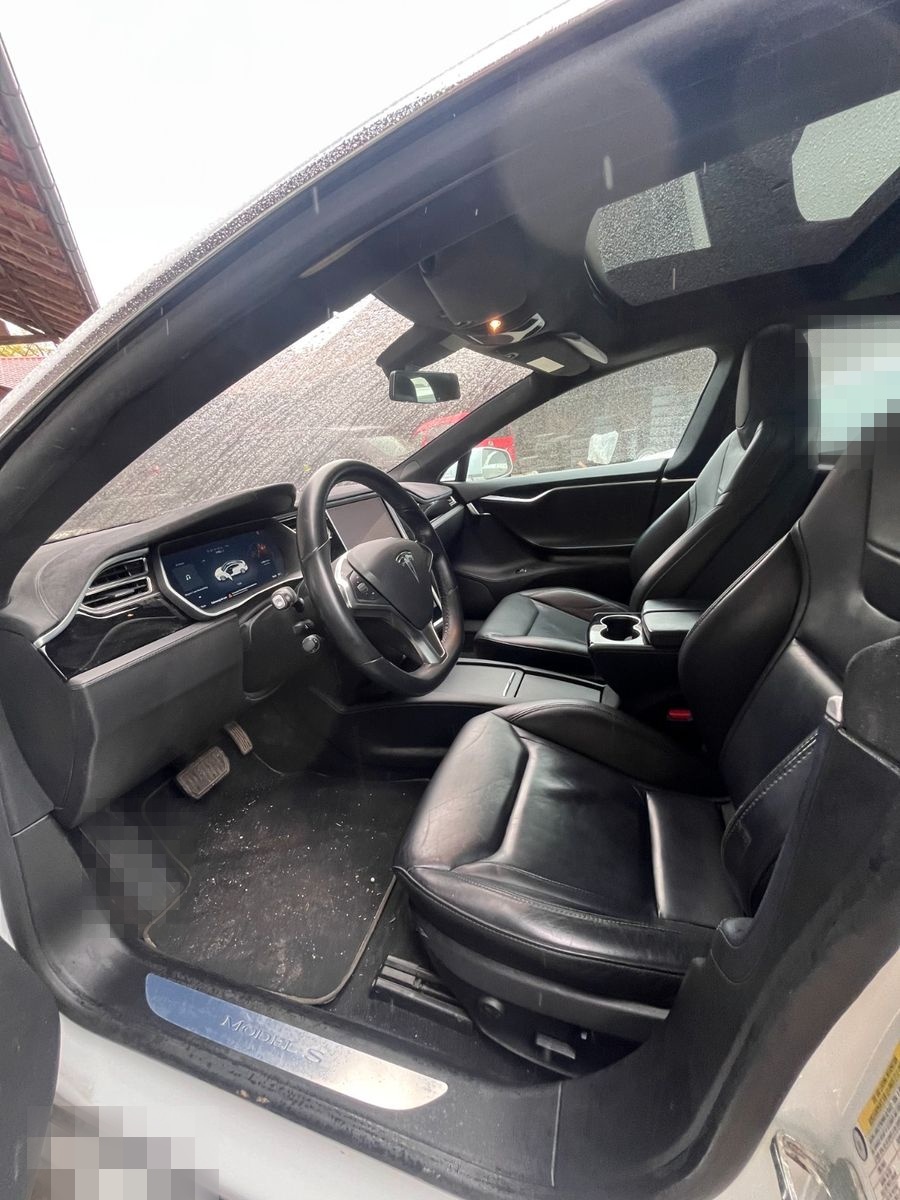 Tesla Model S Dual 70 D FREE CHARGING foto 8