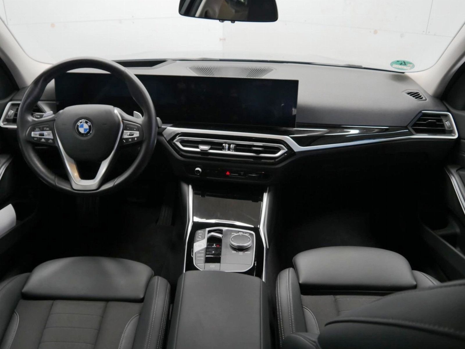 BMW 318i Touring Sport HUD Driving eSitze Sound Kam foto 5