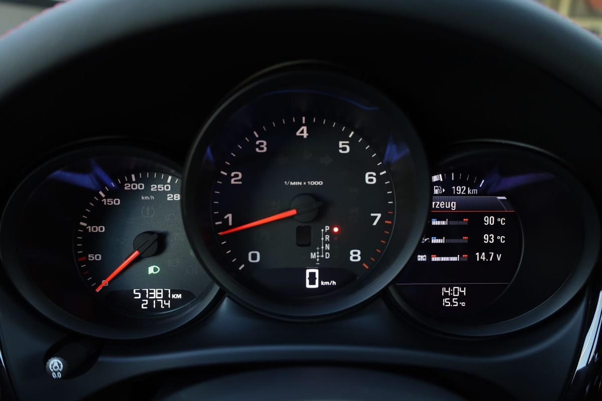 Porsche Macan 2.0 AWD PANO TTW SHZ LHZ SBL BOSÉ SPUR R19 foto 13