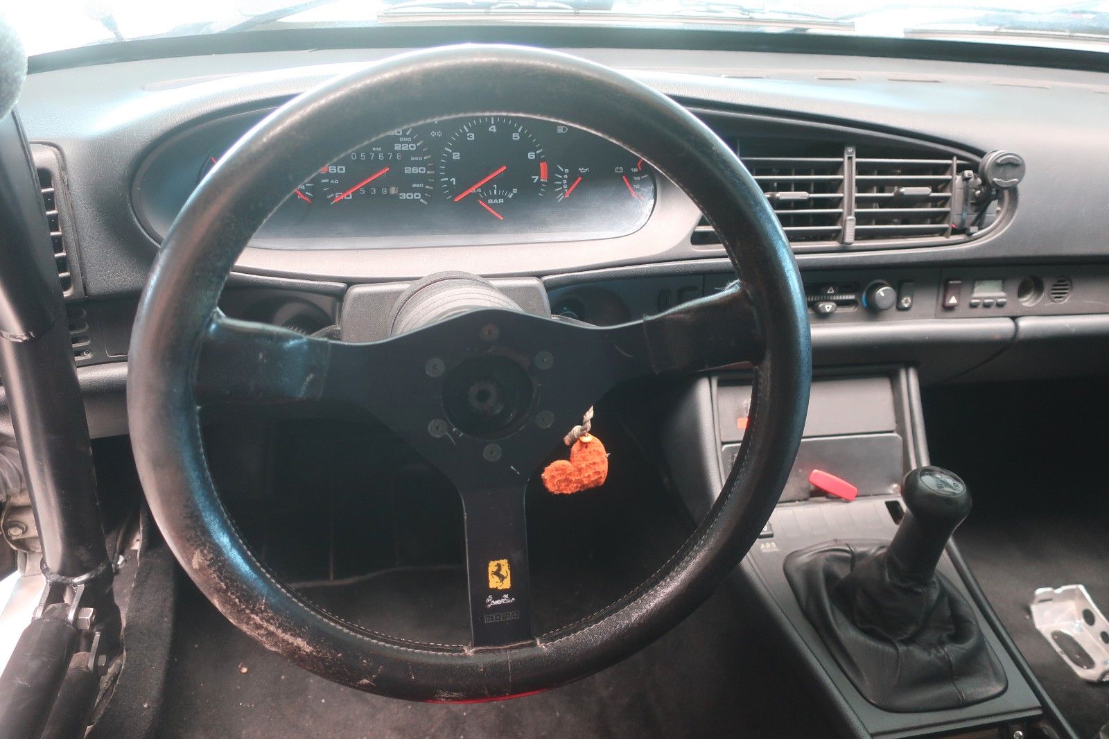 Porsche 944 Turbo Cup / Straßenzulassung foto 2