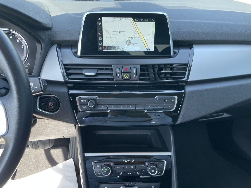 BMW 218i Active Tourer Aut. Advantage Navi SH Tempom foto 13