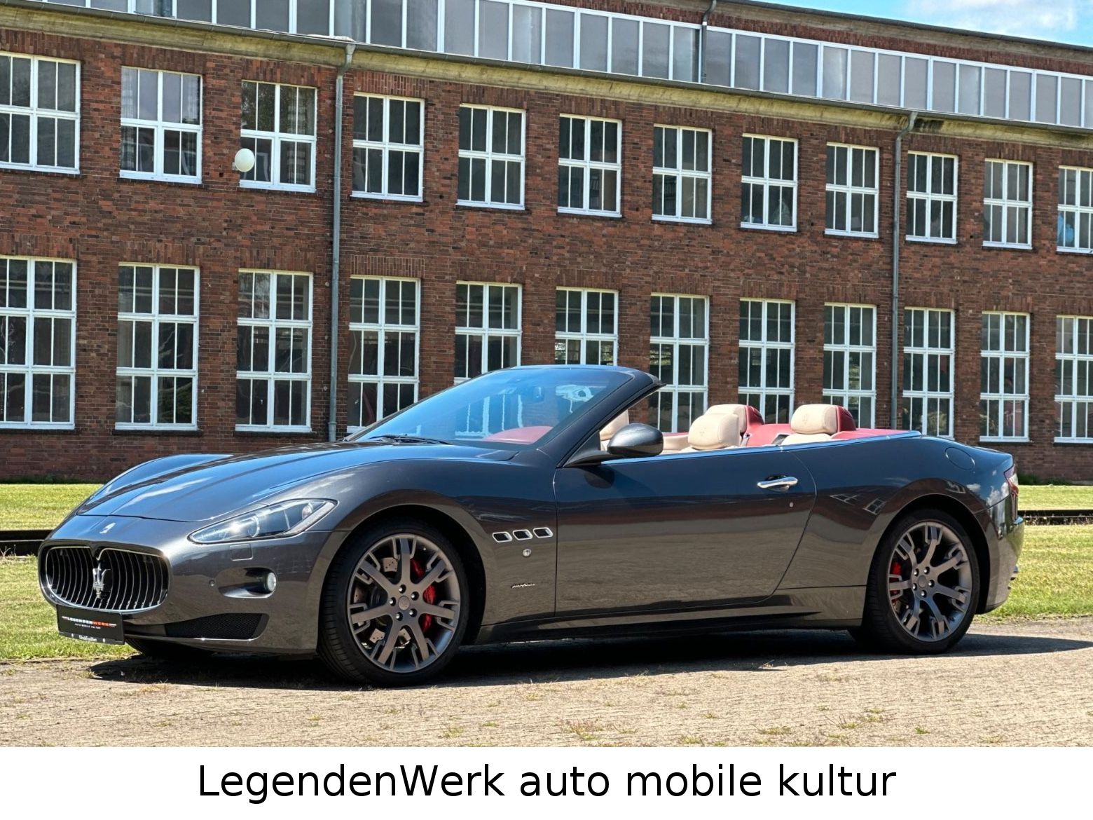 Maserati GranCabrio Deutschland Maserati Scheckheft Histo foto 5