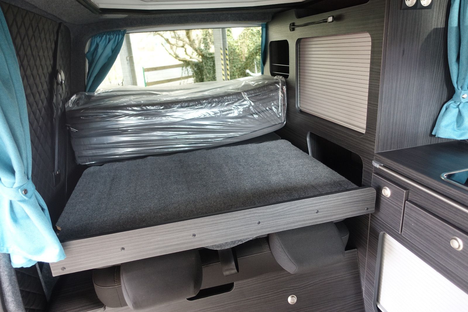 Volkswagen T6 .1 ''OceanCamper by BonVoyage'' neuer Ausbau foto 9