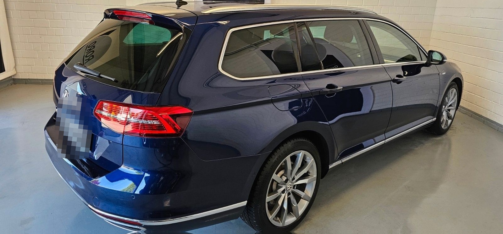 Volkswagen Passat Variant 2.0 TDI R-Line 4Motion + HeadUp foto 7