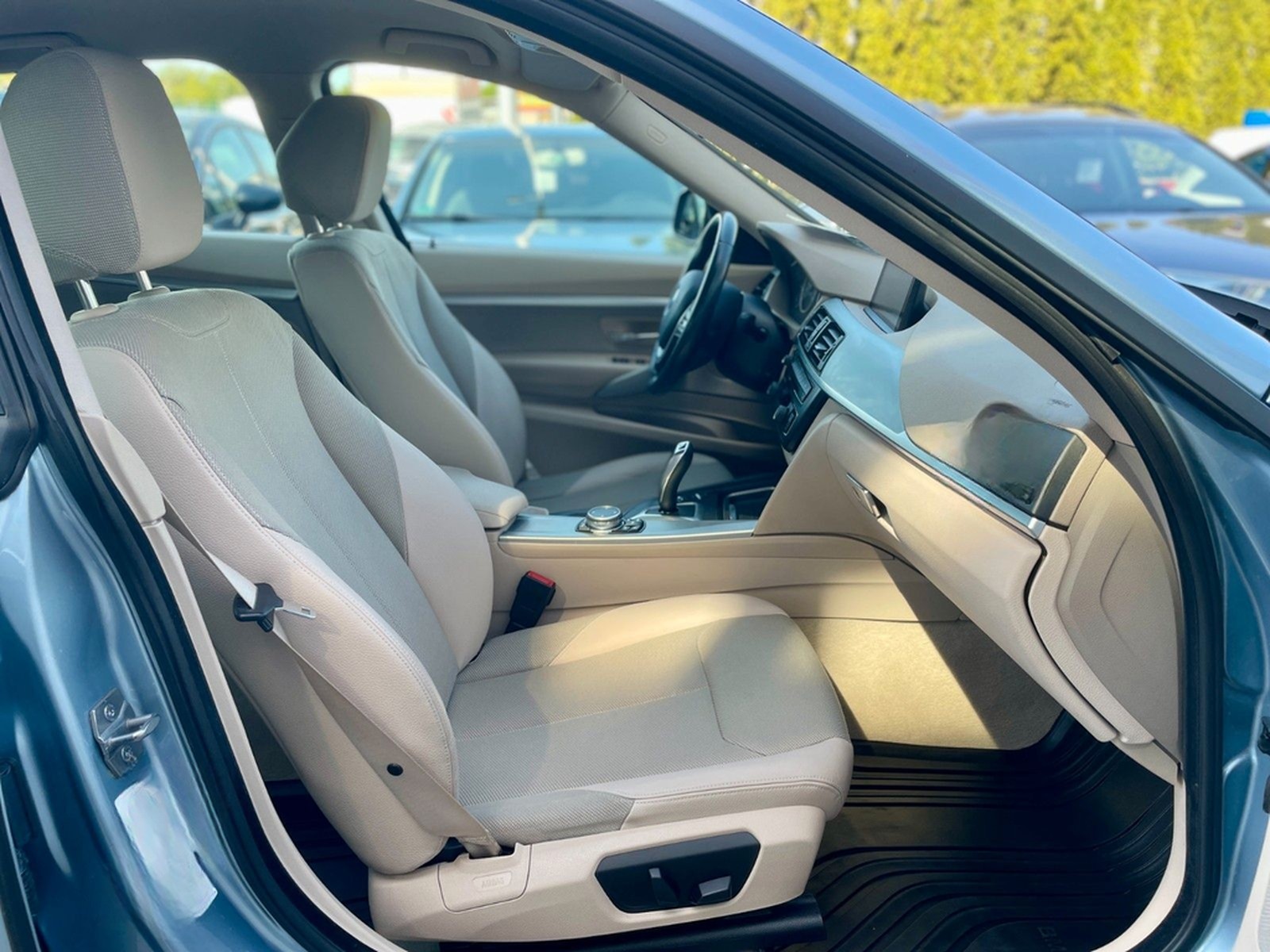 BMW 328iA Gran Turismo *NAVI PROF*HUD*AHK*KAMERA*SH* foto 25