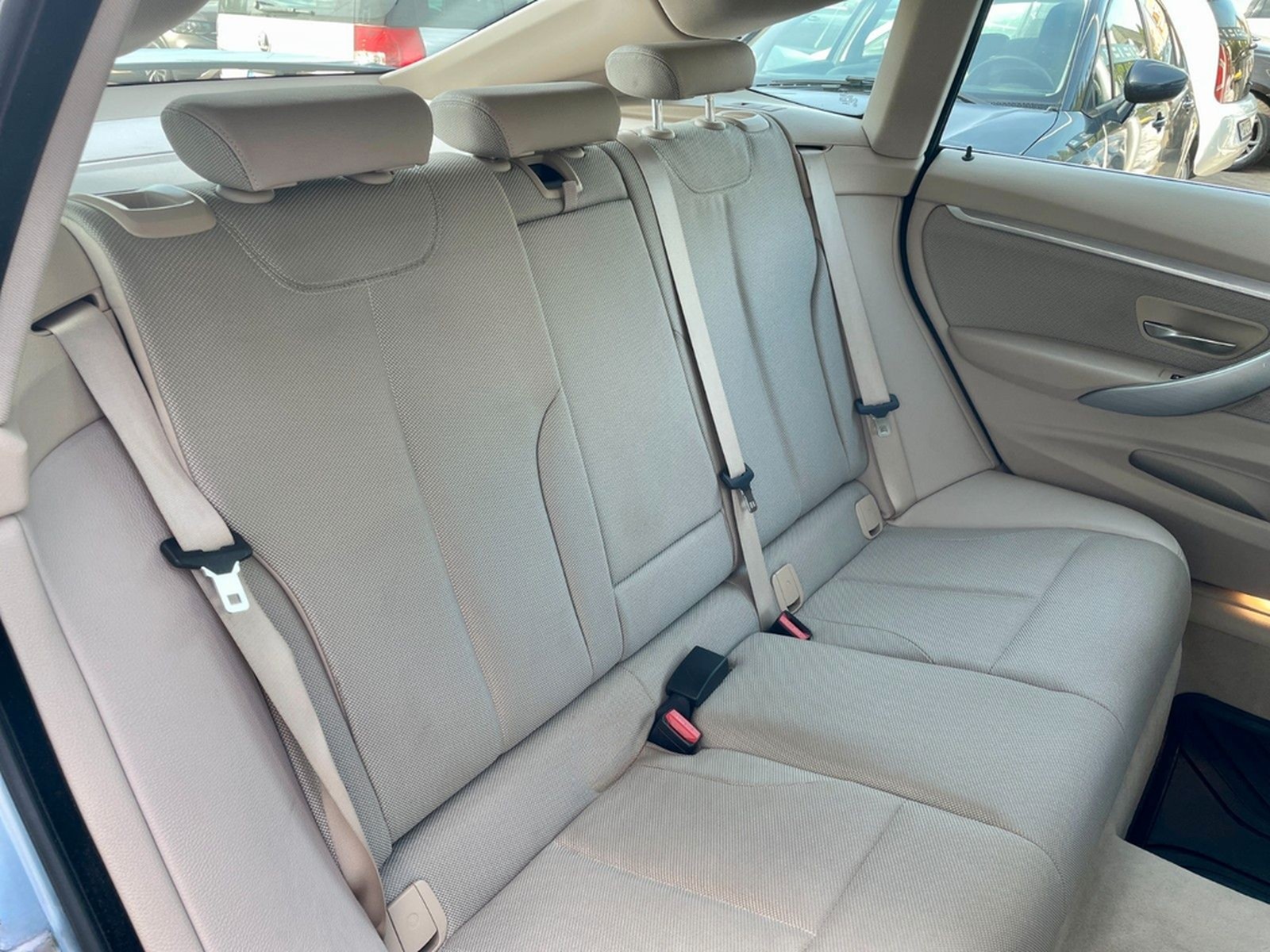 BMW 328iA Gran Turismo *NAVI PROF*HUD*AHK*KAMERA*SH* foto 27
