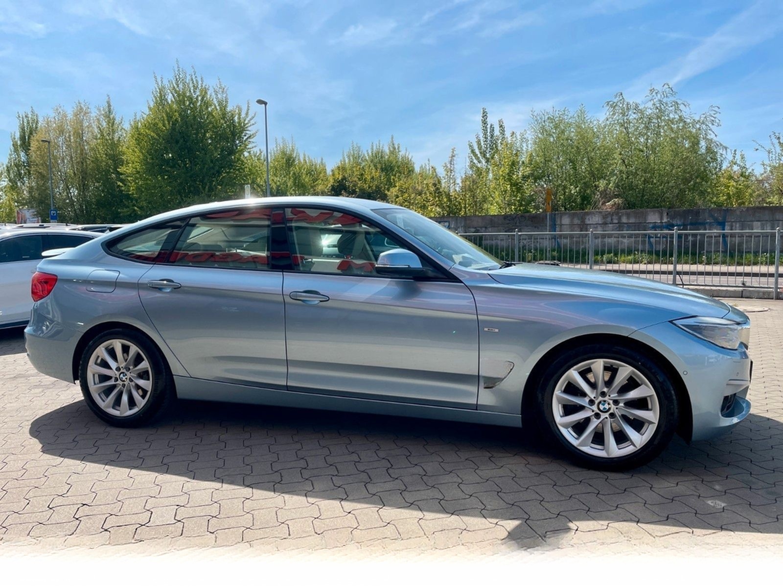BMW 328iA Gran Turismo *NAVI PROF*HUD*AHK*KAMERA*SH* foto 6