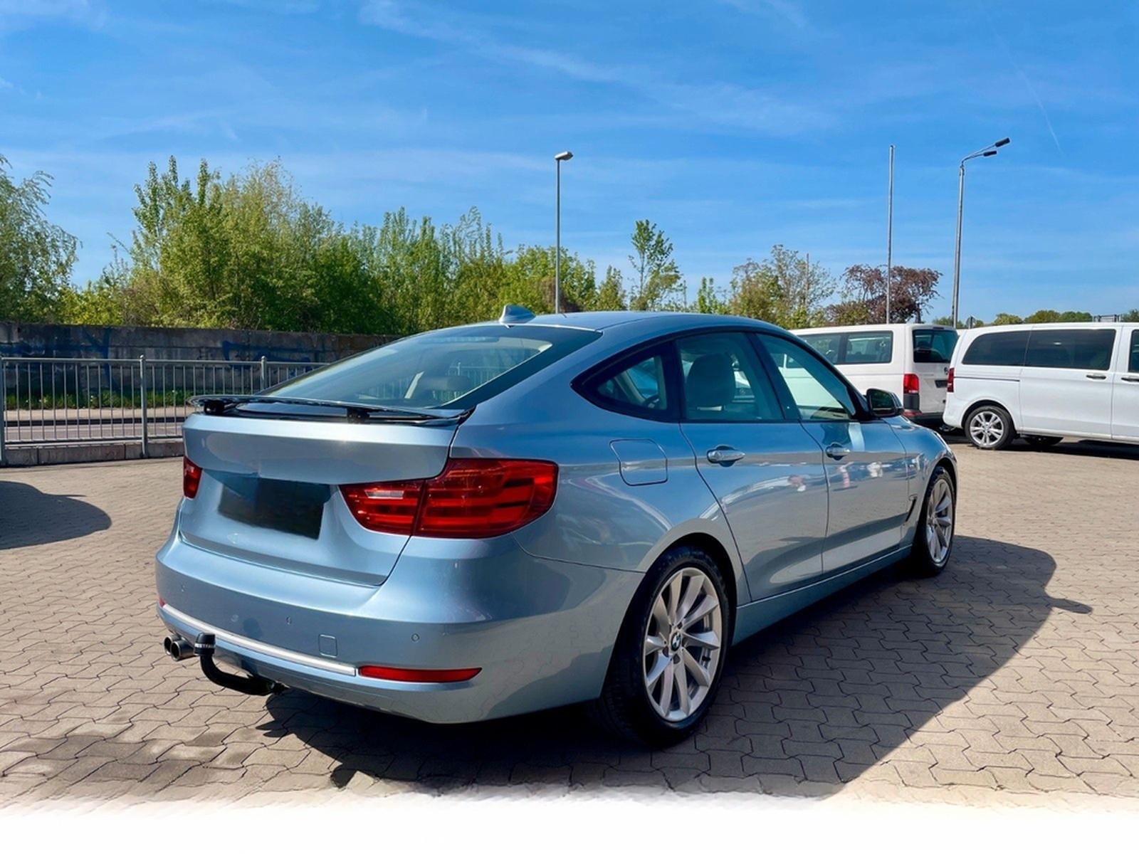 BMW 328iA Gran Turismo *NAVI PROF*HUD*AHK*KAMERA*SH* foto 8