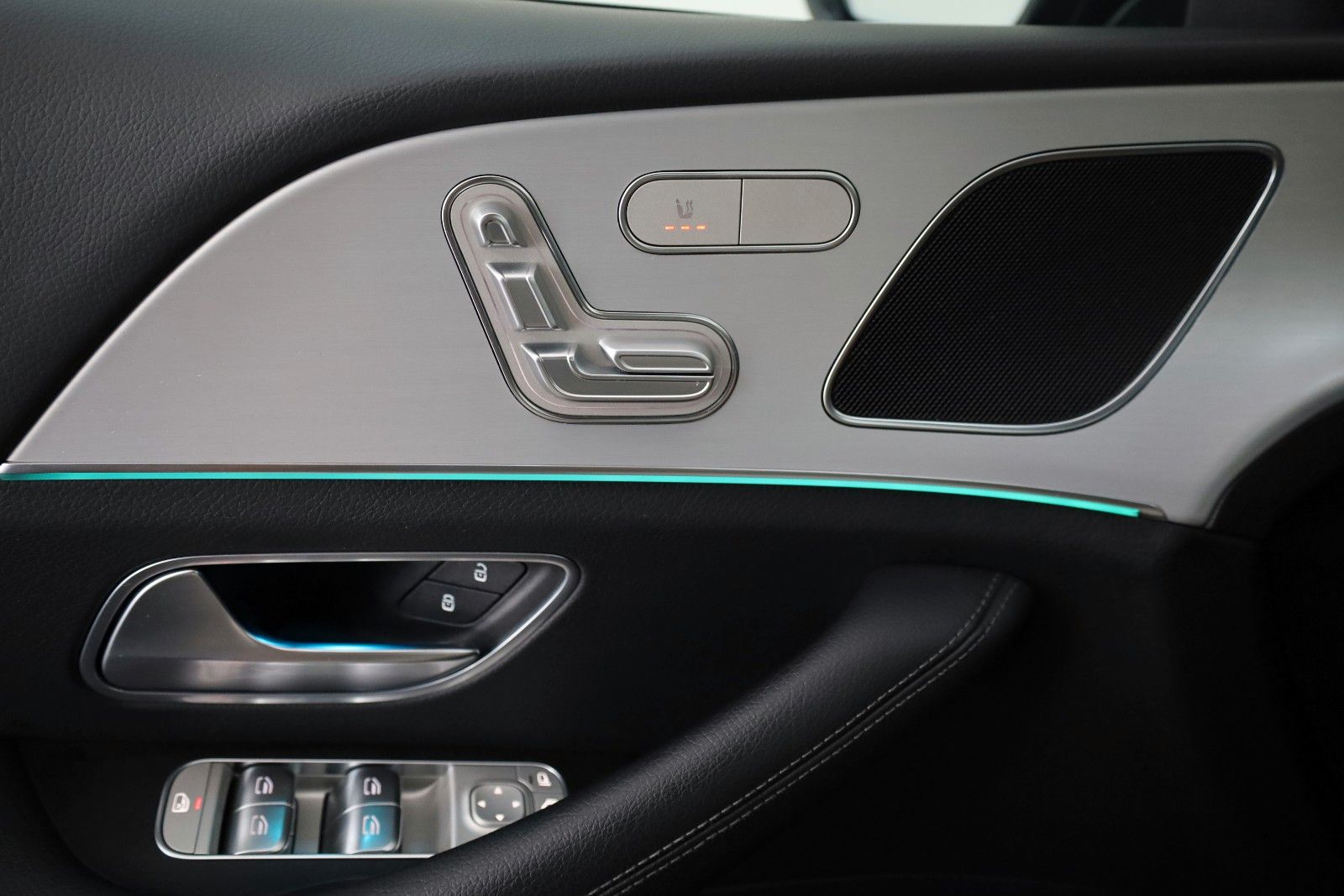 Mercedes-Benz GLE 350de 4M Leder Navi LED Park Pak 360° AppleC foto 18