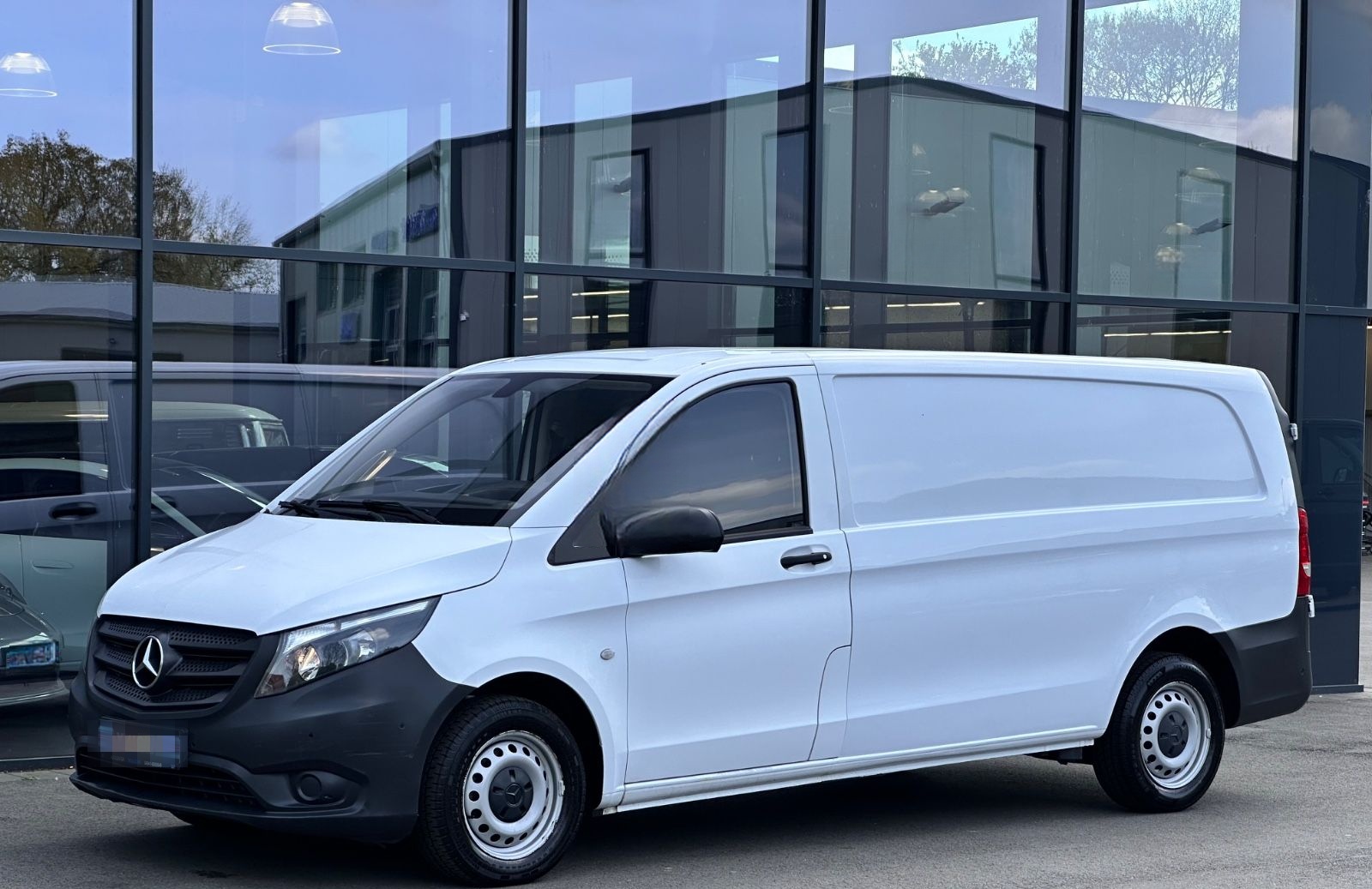 Mercedes-Benz Vito 109 CDI EXTRALANG Aut. 1.HA/S-HEFT/MFL/BT- foto 2