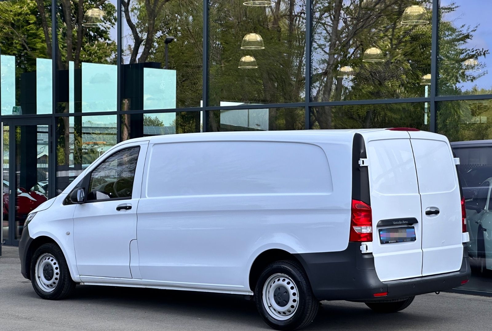 Mercedes-Benz Vito 109 CDI EXTRALANG Aut. 1.HA/S-HEFT/MFL/BT- foto 3