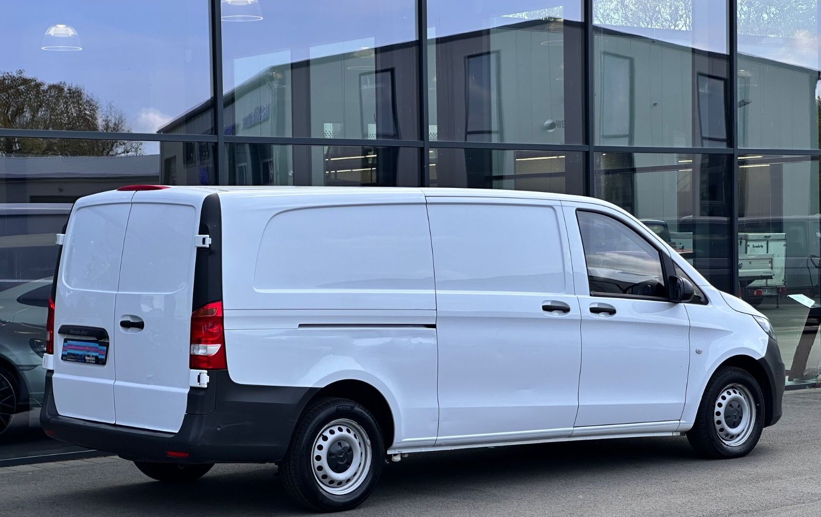 Mercedes-Benz Vito 109 CDI EXTRALANG Aut. 1.HA/S-HEFT/MFL/BT- foto 5