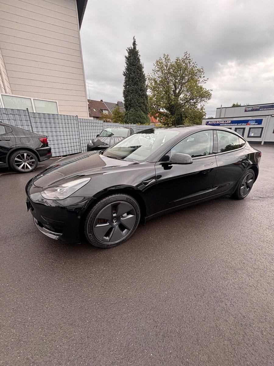 Tesla Model 3 Long Range RWD foto 2