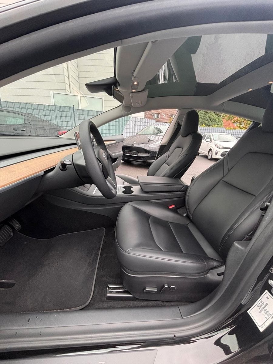 Tesla Model 3 Long Range RWD foto 13
