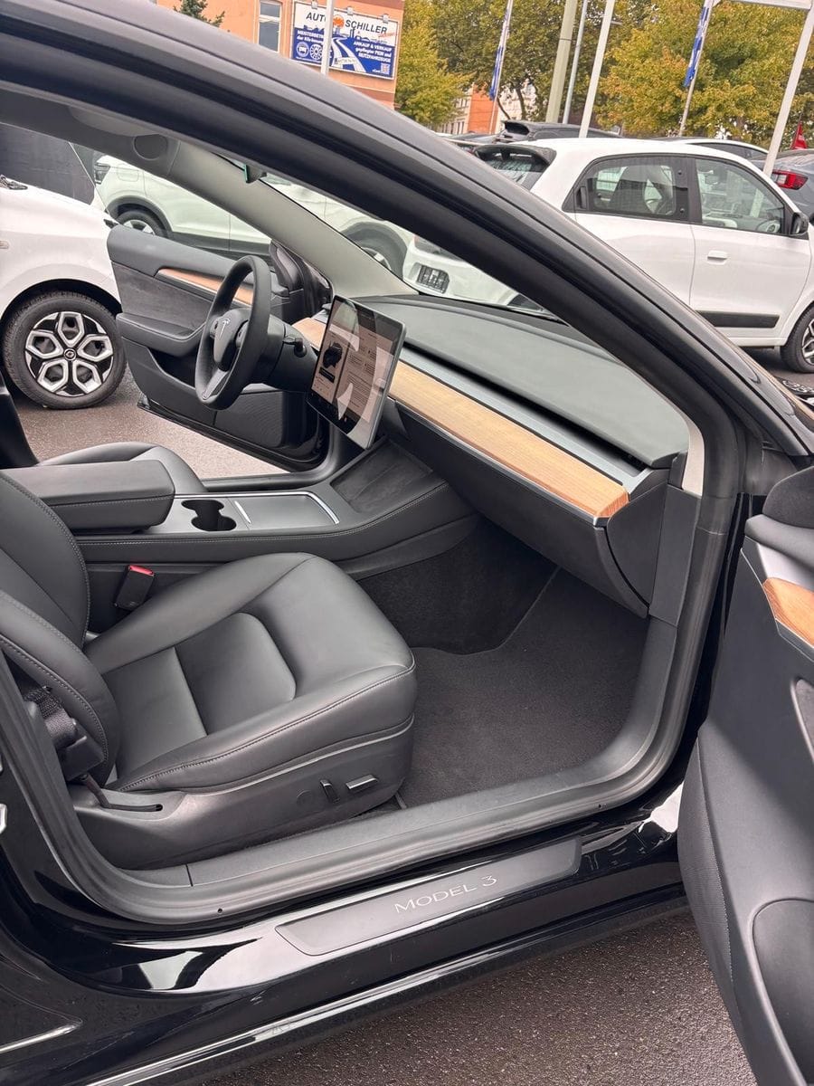 Tesla Model 3 Long Range RWD foto 20