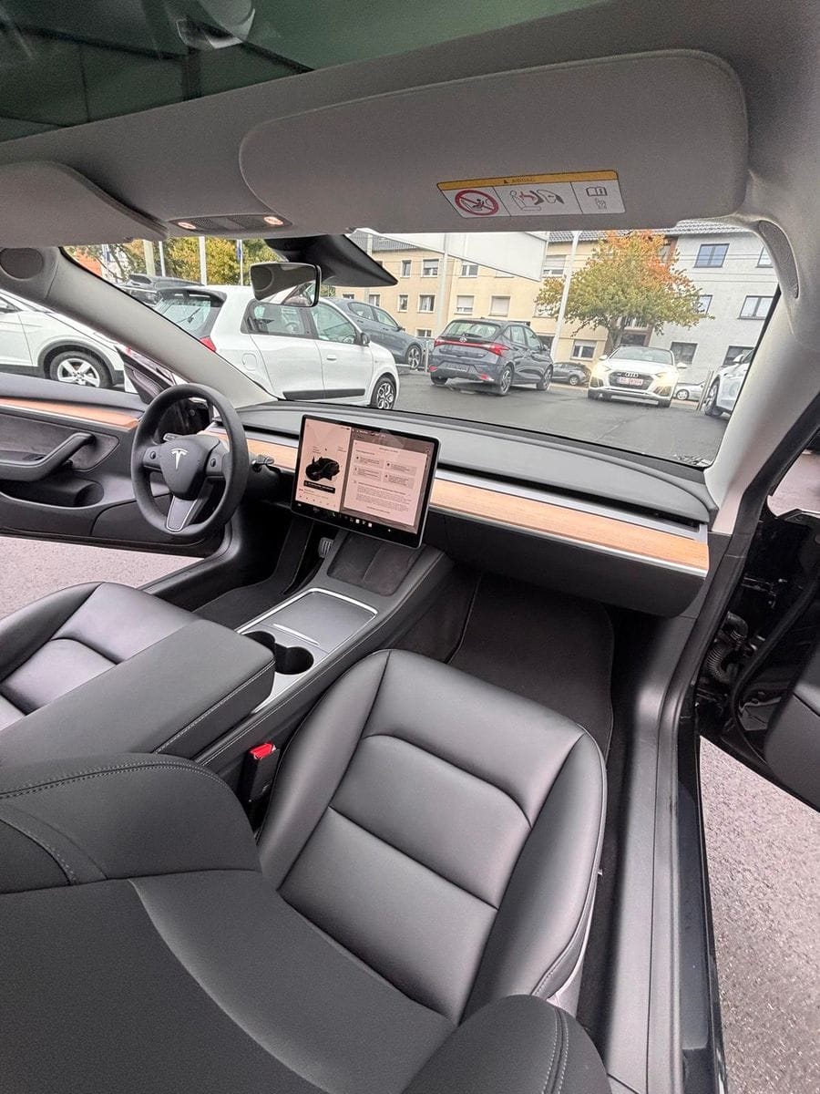 Tesla Model 3 Long Range RWD foto 21