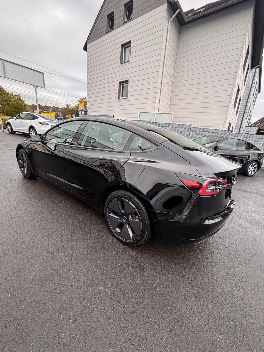 Tesla Model 3 Long Range RWD foto 4