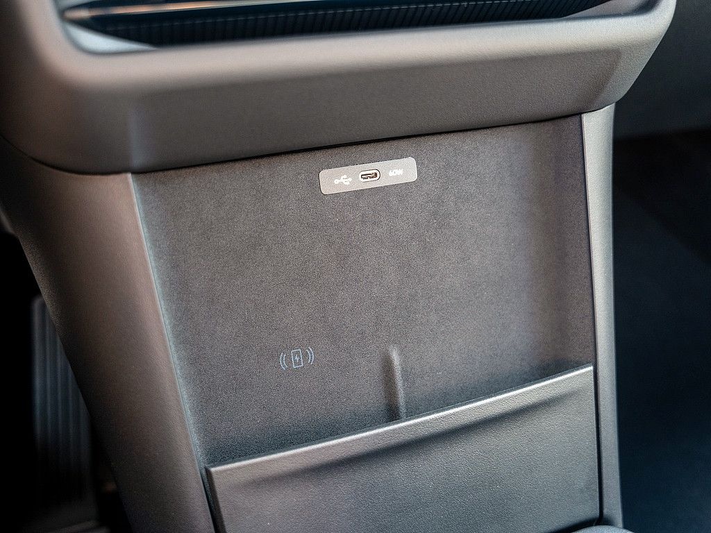 Lynk&Co 02 More MY 25 / Facelift foto 15