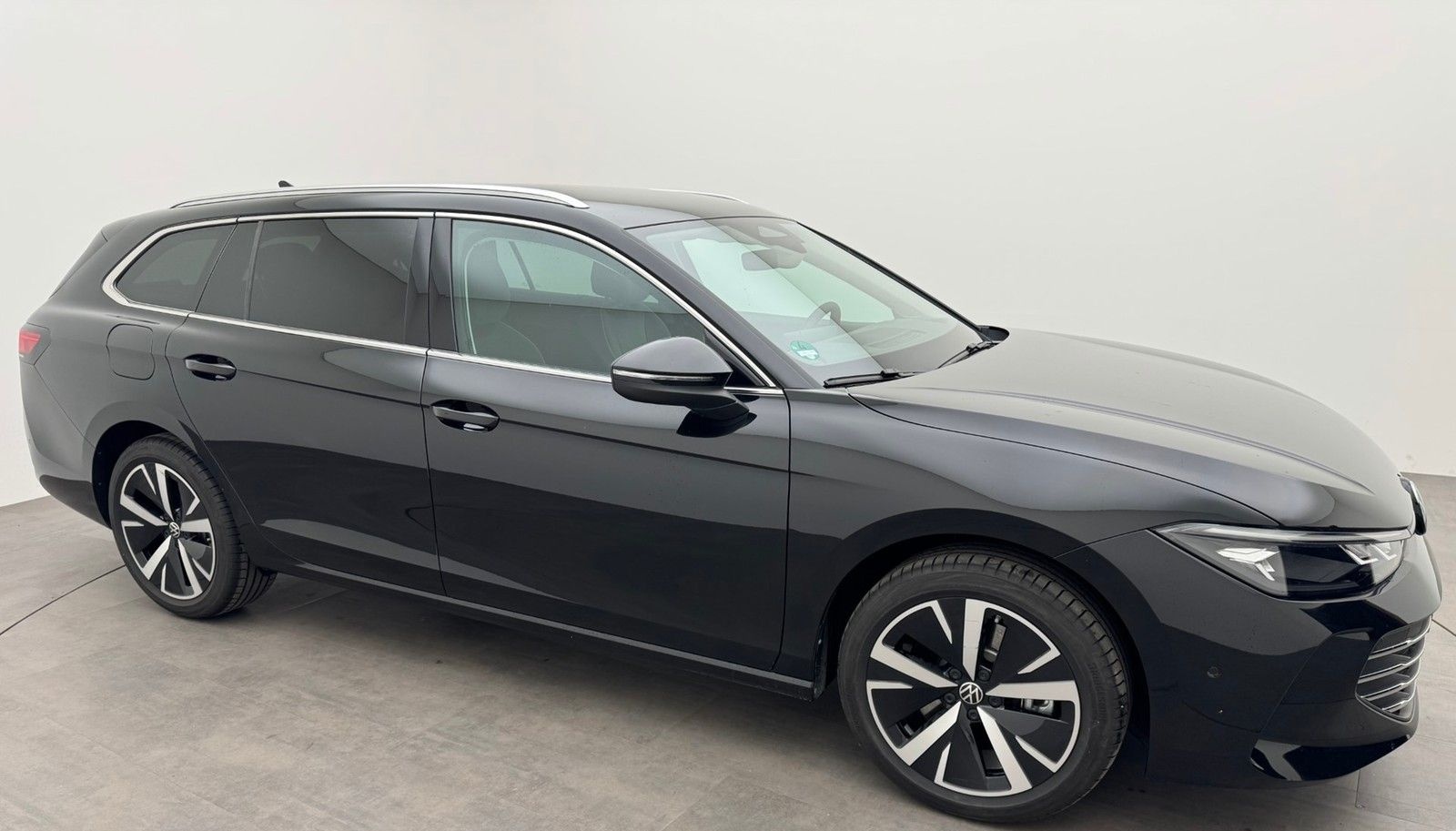 Volkswagen Passat Variant PA 1.5 eHybrid DSG Business AHK foto 2