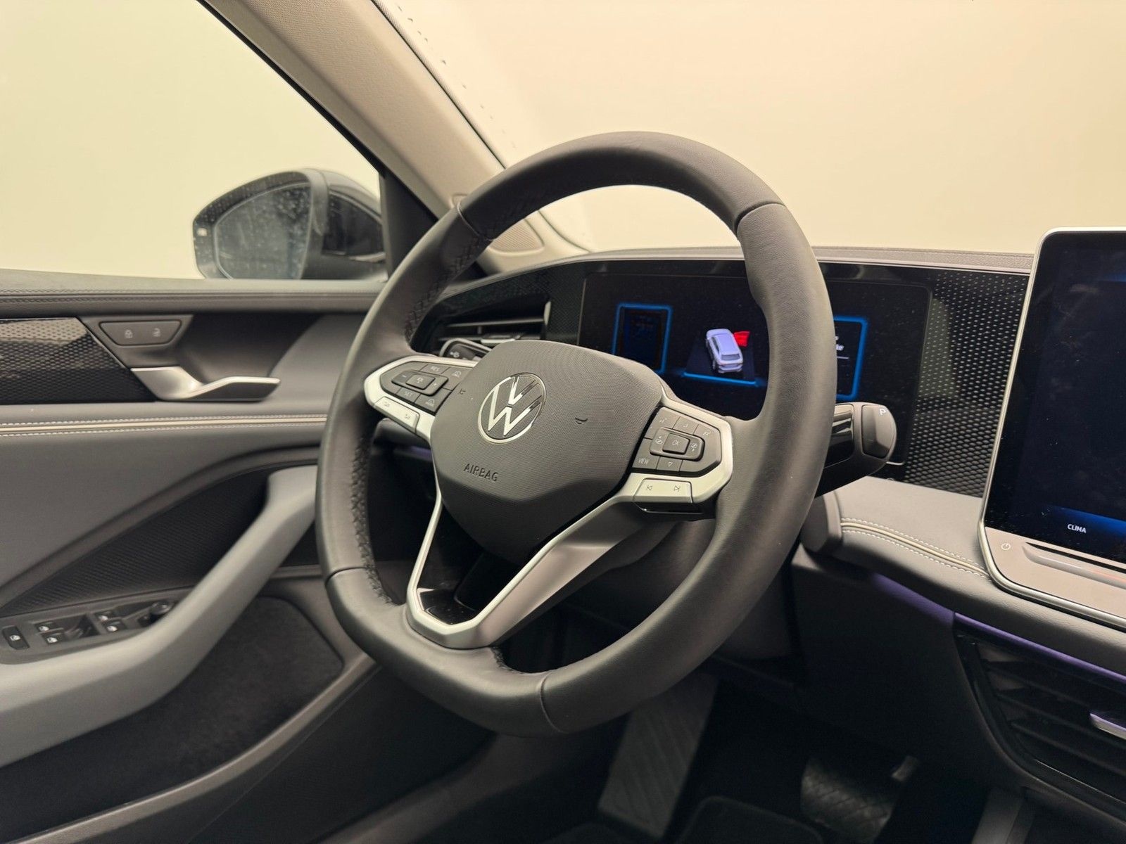 Volkswagen Passat Variant PA 1.5 eHybrid DSG Business AHK foto 6