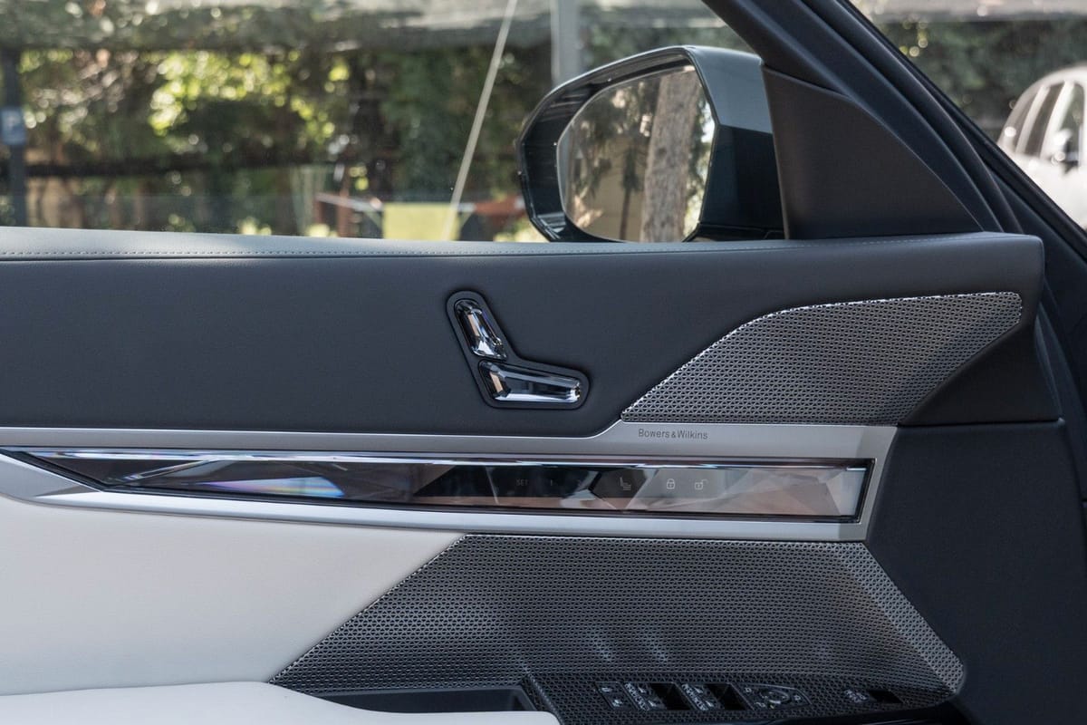 BMW 740d M PRO.MASSAGE.SKY.CRISTAL.INDIVIDUAL5/100 foto 18