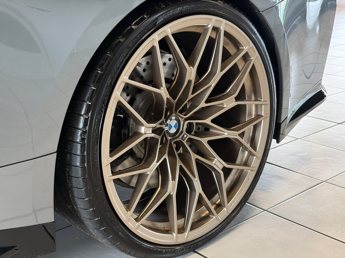 BMW M4 Competition Cabrio xDr Curved HuD Kamera 21 foto 17