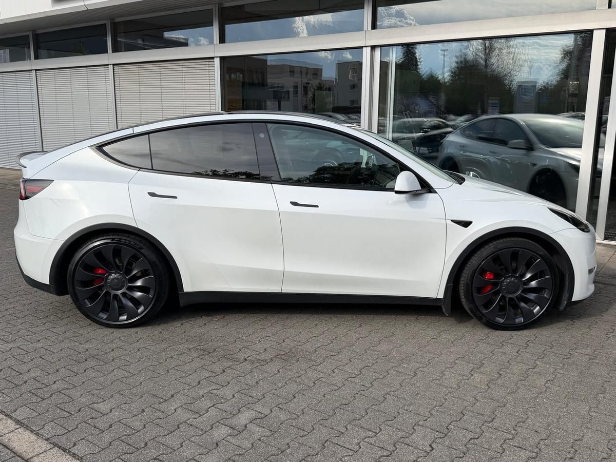 Tesla Model Y LR Dual AWD PERFORM PANO STDHZ NAVI ACC foto 5