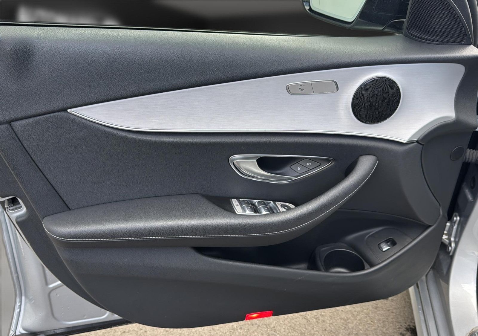 Mercedes-Benz E 300 de HUD*360°*Mubeam*Distro*Night*Leder*18 foto 17