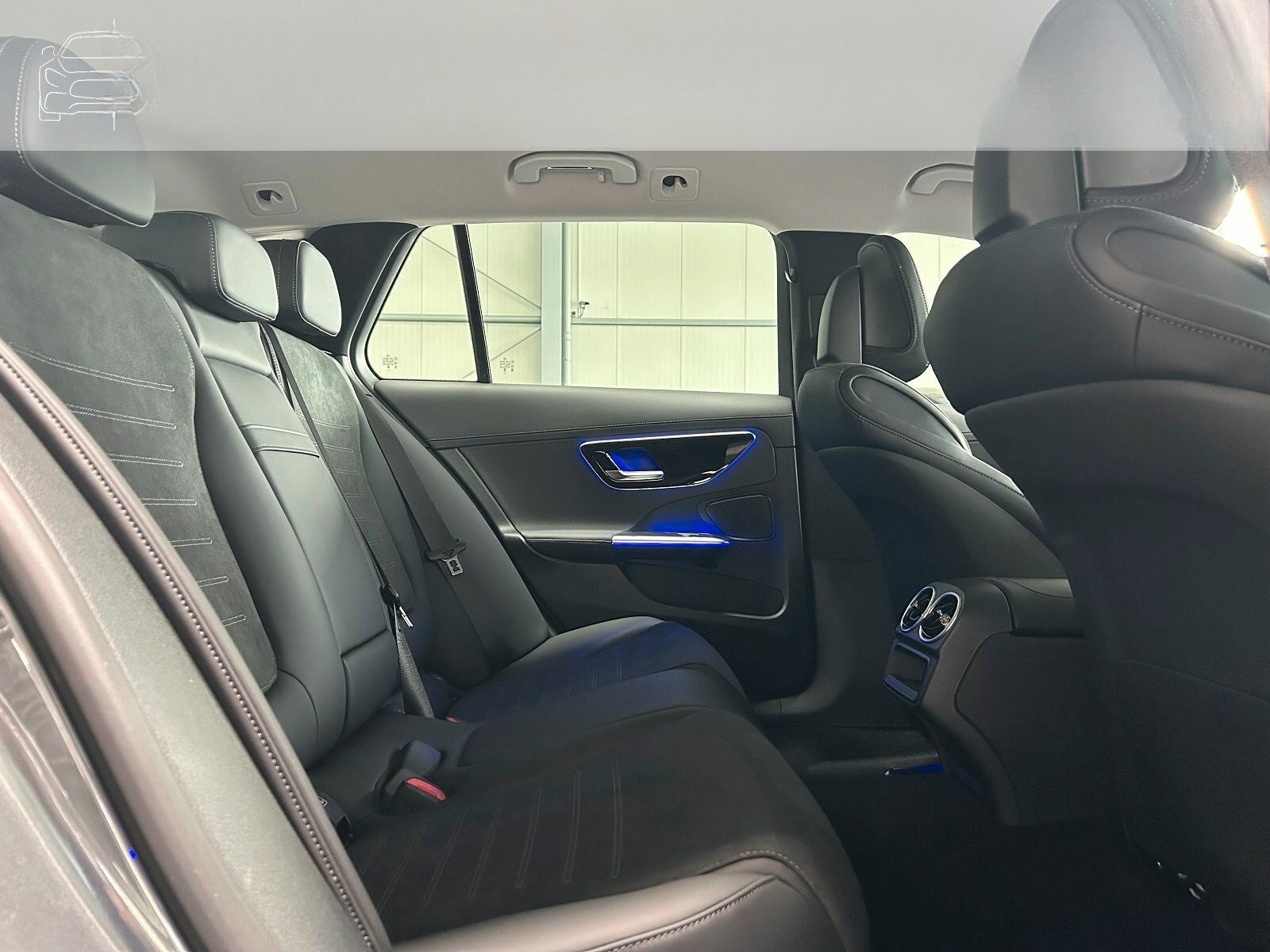 Mercedes-Benz C 200 T AMG PREMIUM DISTRONIC- 360°- KEYLESS GO! foto 12