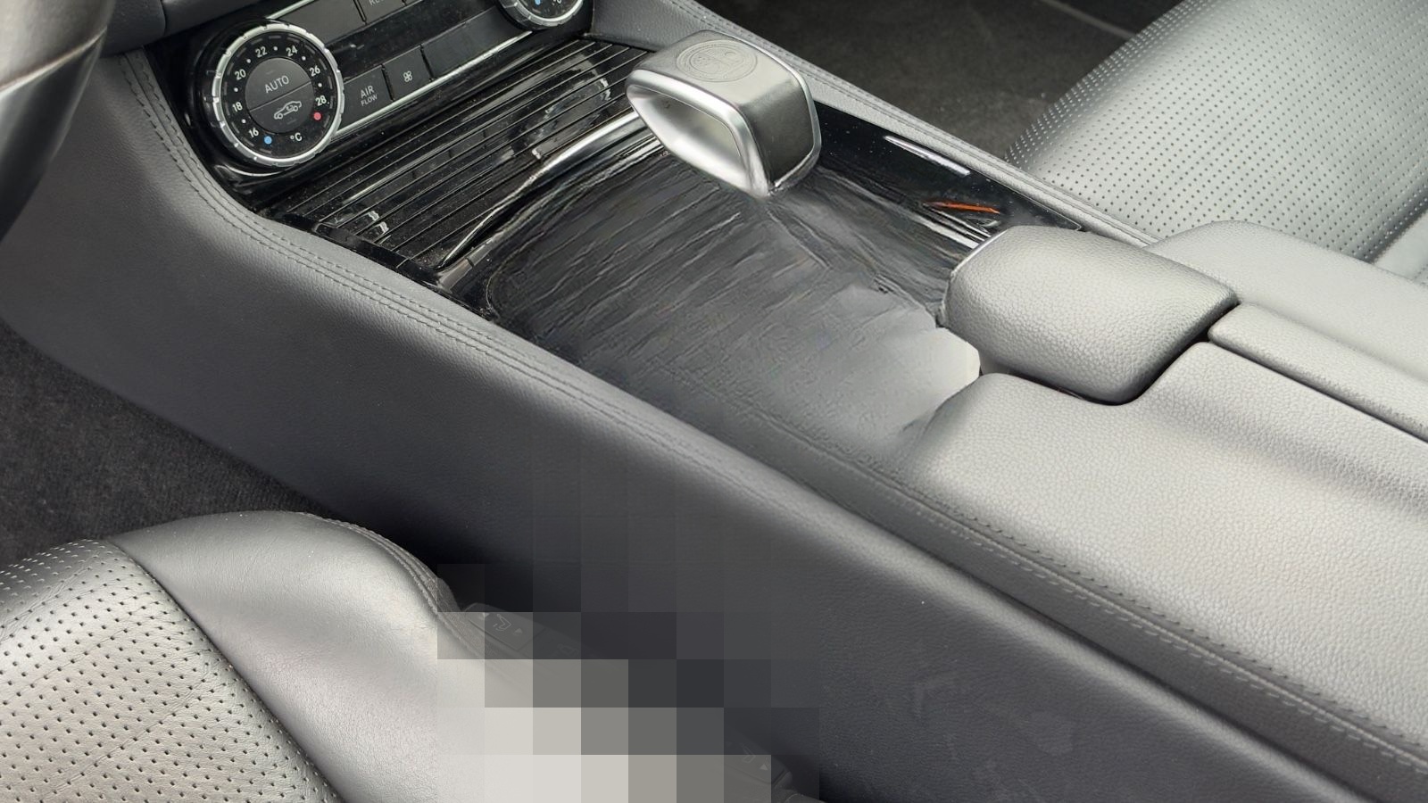 Mercedes-Benz CLS 63 AMG Shooting Brake-Leder-Navi-B&O-Carbon foto 25