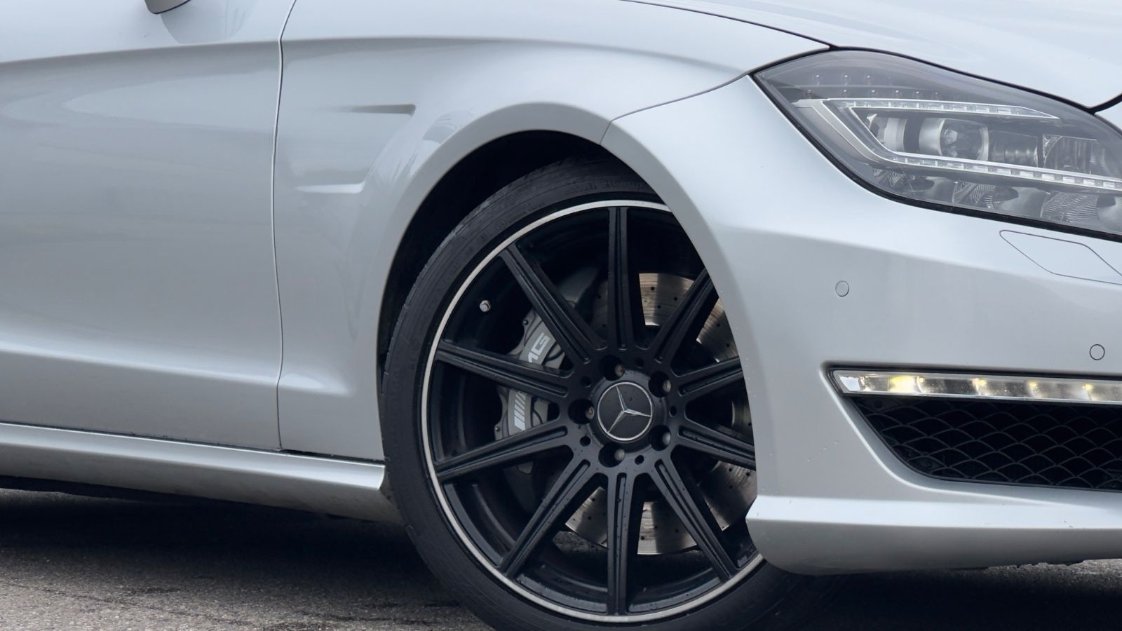 Mercedes-Benz CLS 63 AMG Shooting Brake-Leder-Navi-B&O-Carbon foto 4