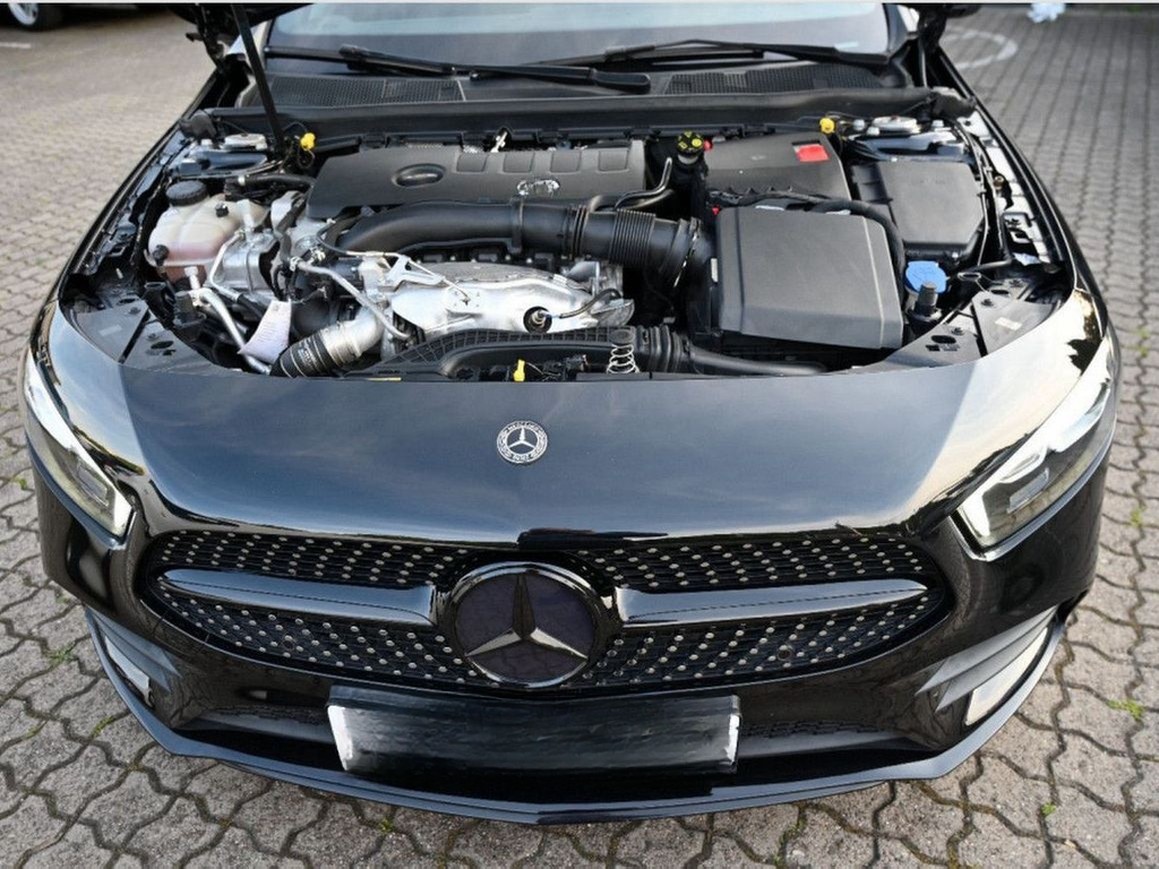 Mercedes-Benz A 250 AMG Line Navi Leder LED PDC foto 20