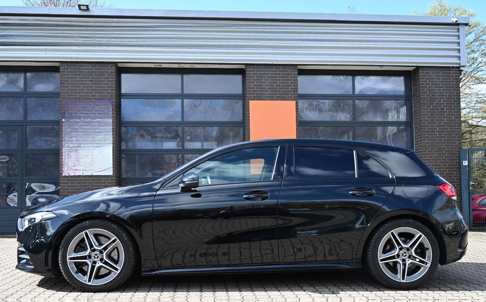 Mercedes-Benz A 250 AMG Line Navi Leder LED PDC foto 5