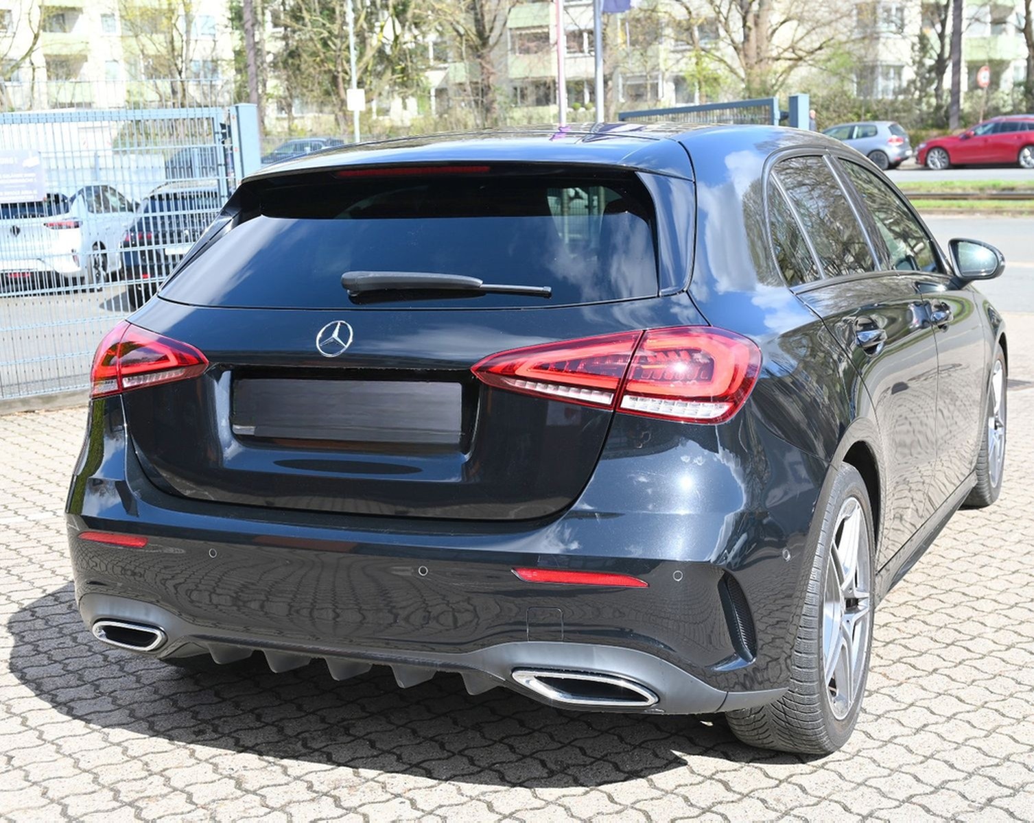 Mercedes-Benz A 250 AMG Line Navi Leder LED PDC foto 8