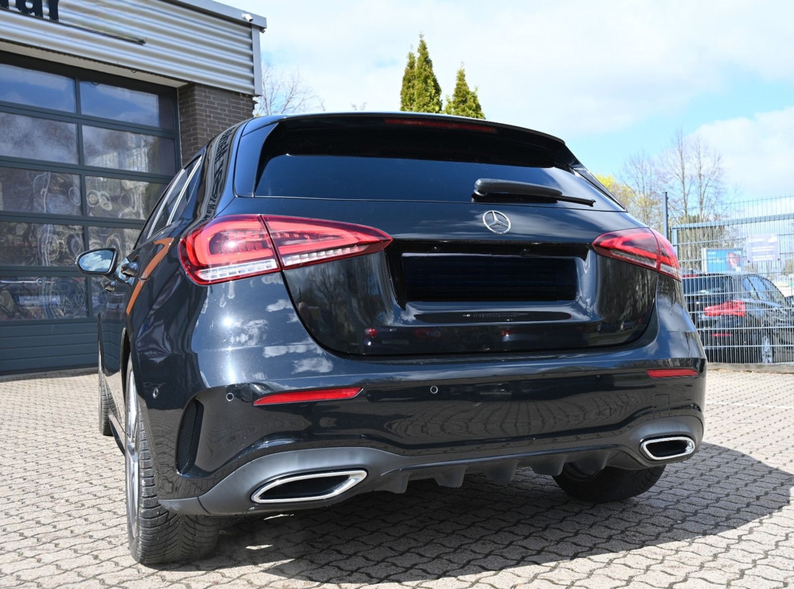 Mercedes-Benz A 250 AMG Line Navi Leder LED PDC foto 9