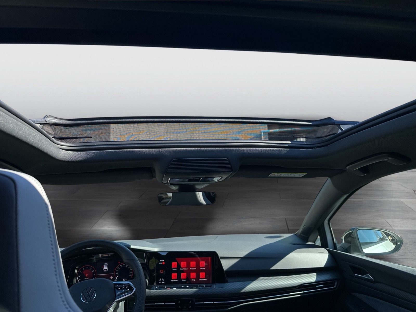 Volkswagen Golf Variant VIII R-Line IQ,NAV,AHK,PANO foto 13