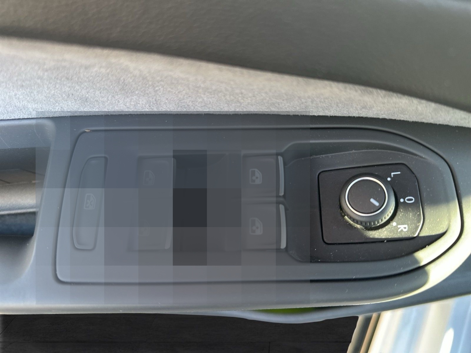 Volkswagen Golf Variant VIII R-Line IQ,NAV,AHK,PANO foto 15