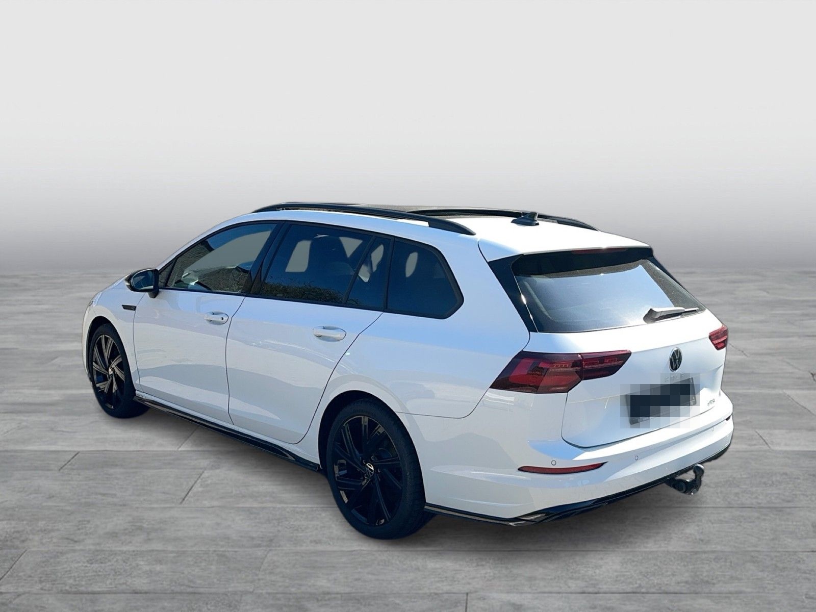 Volkswagen Golf Variant VIII R-Line IQ,NAV,AHK,PANO foto 3