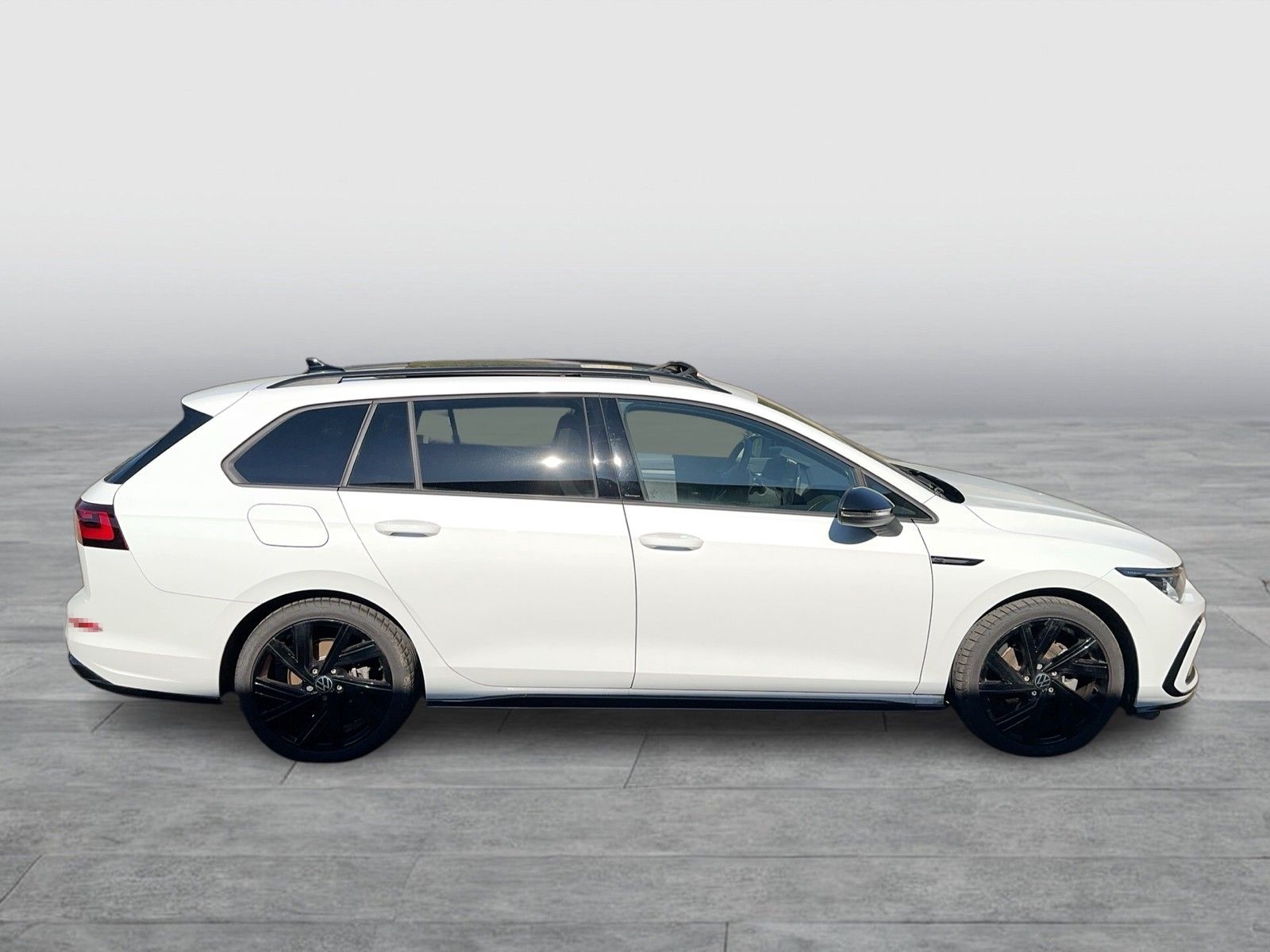 Volkswagen Golf Variant VIII R-Line IQ,NAV,AHK,PANO foto 6
